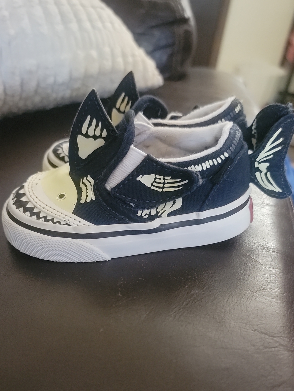 Vans Baby Slip-On V Shark Glow XRay Ocean Blue Sneakers